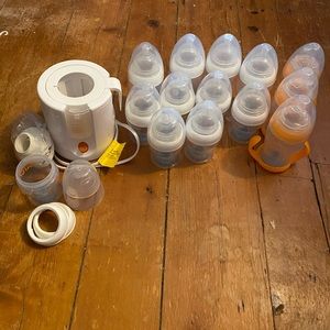 Munchkin Latch 8oz & 4oz Baby Bottles & Bottle Warmer Set